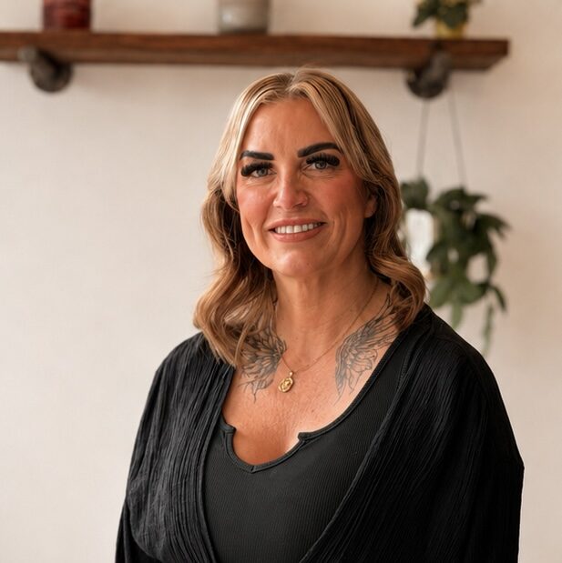 Fay, Senior Stylist